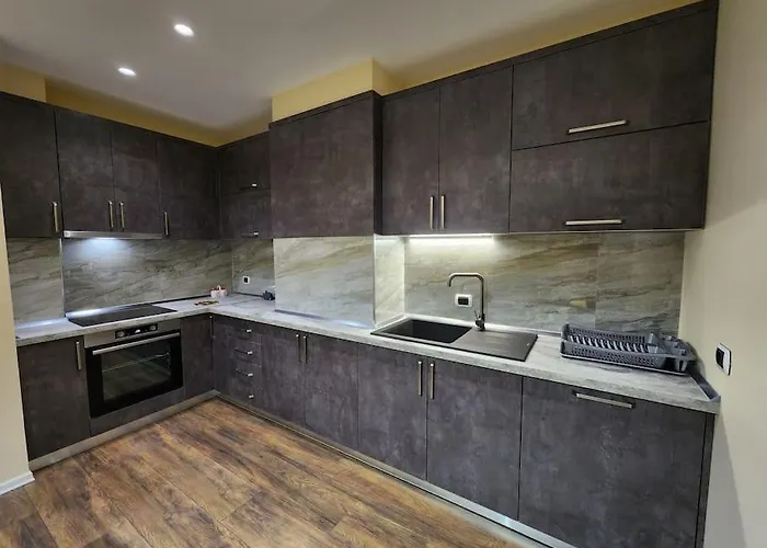 Apartment-new Bazar 公寓