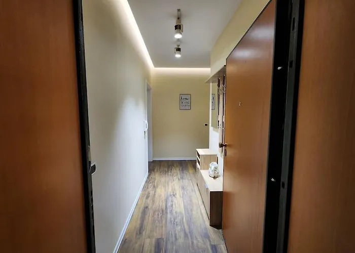 公寓 Apartment-new Bazar 地拉那